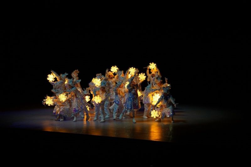 冬奥会闭幕式_北京冬奥会闭幕式 雪花 灯笼_北京冬奥会闭幕式 鸟巢 大雪花