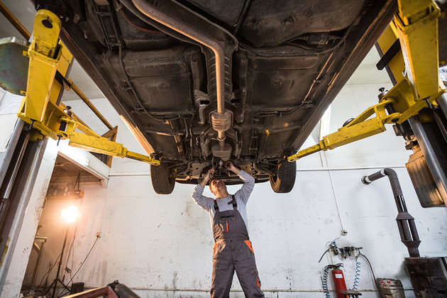 长途自驾轮胎检查_违章高发区域筛查_底盘清洗保养