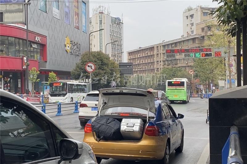 内江城区五处交通违法高发点公布，驾驶人速看