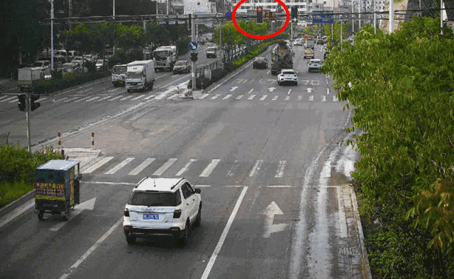 新手开车最容易扣分违章_新手司机常见违章行为_违章扣分